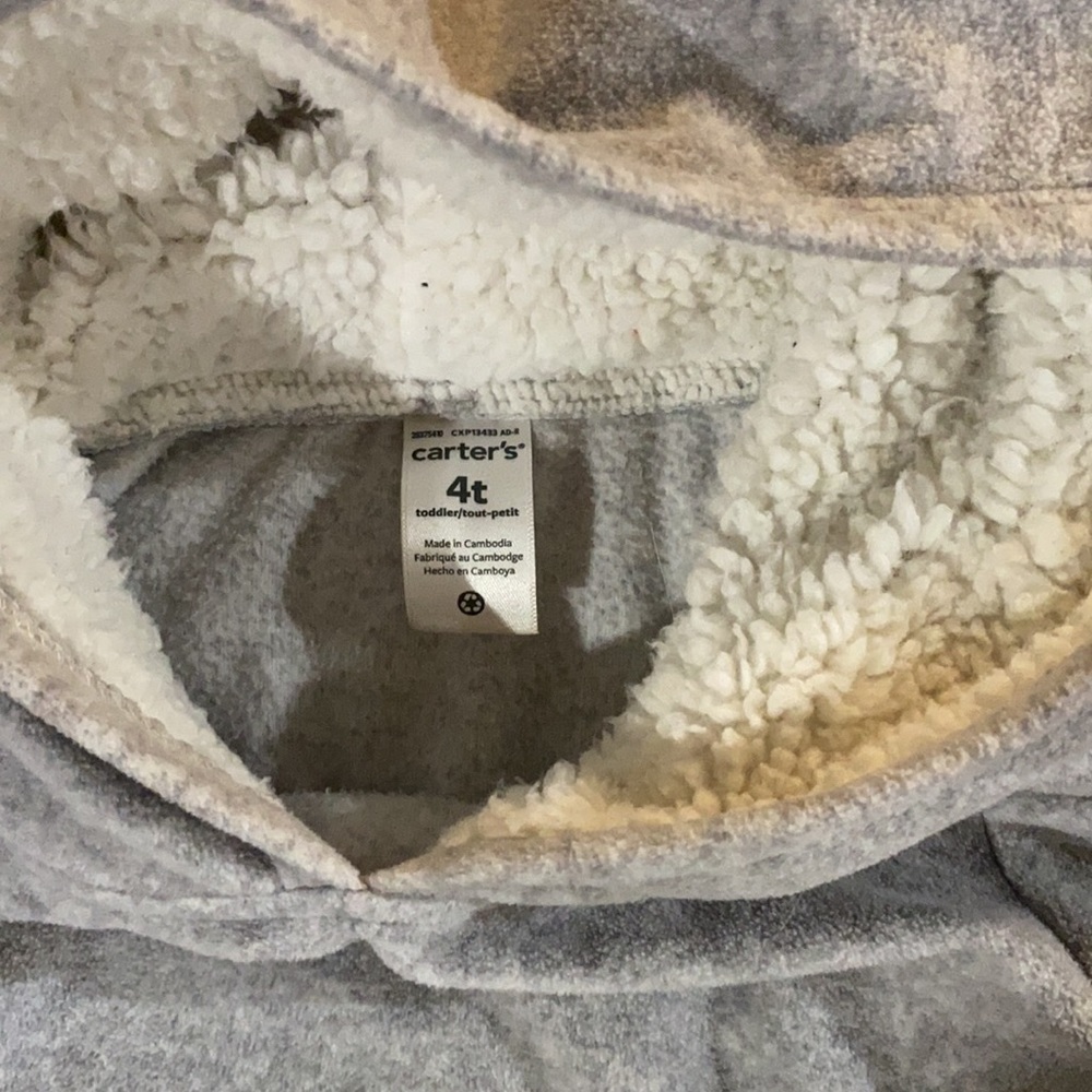 Carter’s pullover - Picture 7 of 12